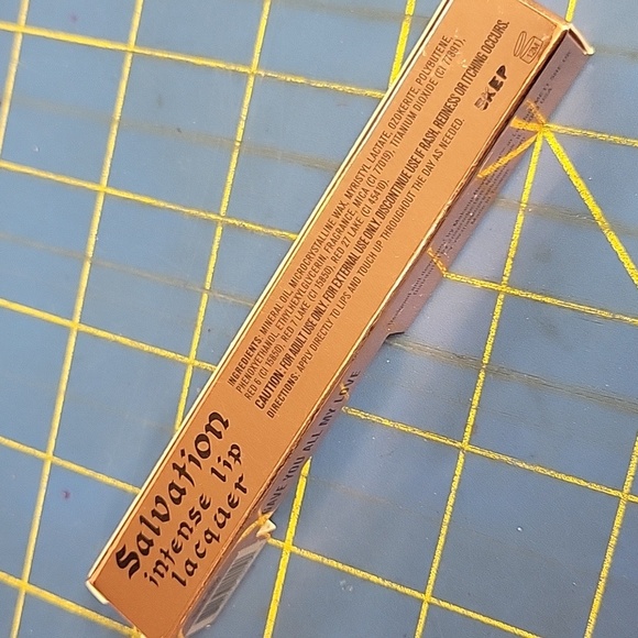 Revolution Salvation Intense Lip Lacquer - Pink 2ml New In Box - Picture 3 of 4